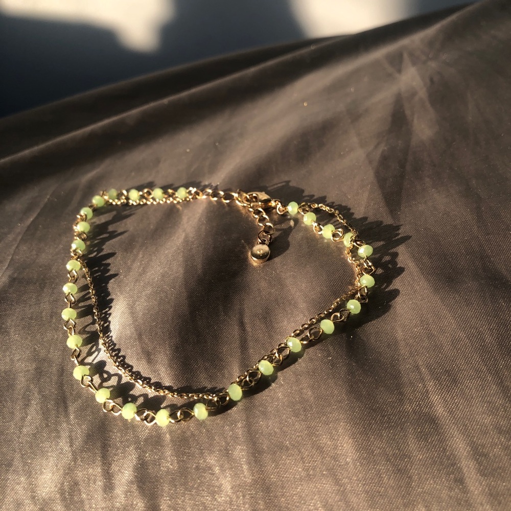 2 chain anklet w light green beading.